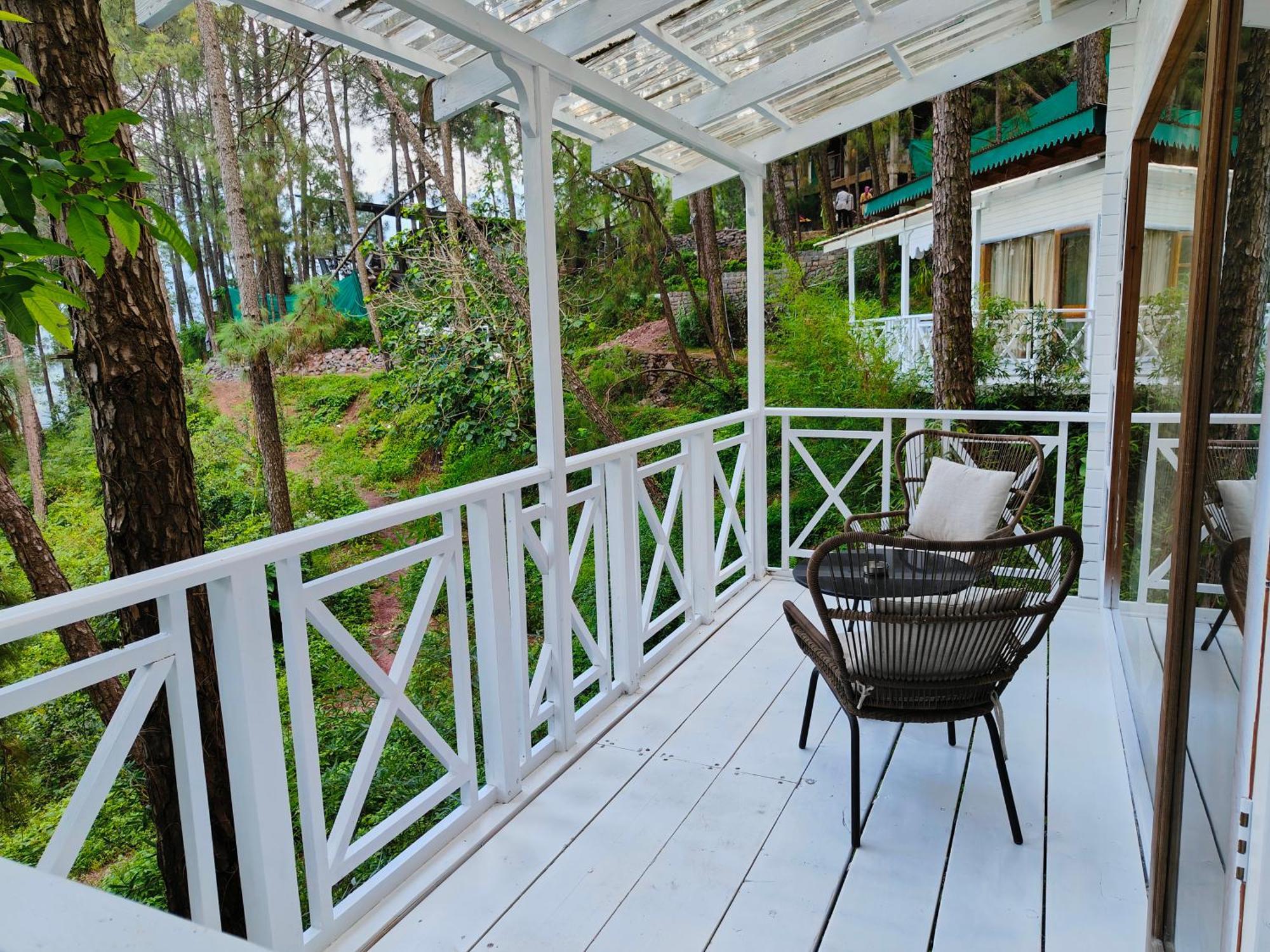 Kasauli Hills Resort Exteriér fotografie