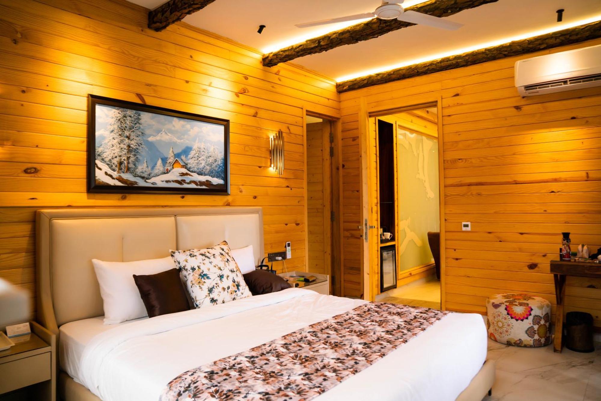 Kasauli Hills Resort Exteriér fotografie